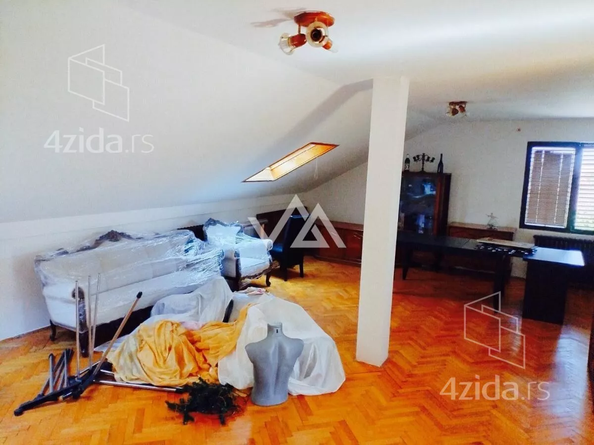 Kuća | 4zida