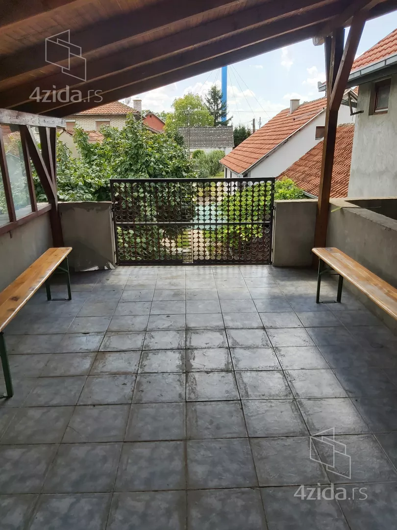 3-etažna kuća | 4zida