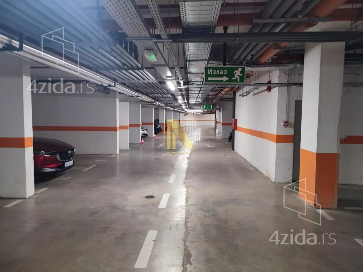 Garaža/Parking | 4zida