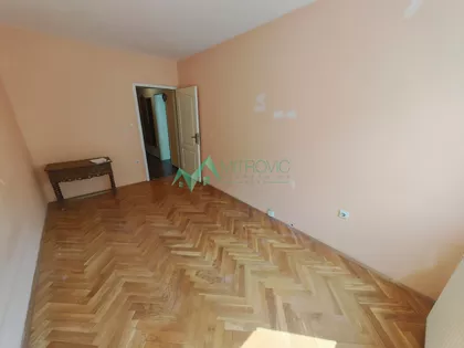 Nova Detelinara | 4zida.rs