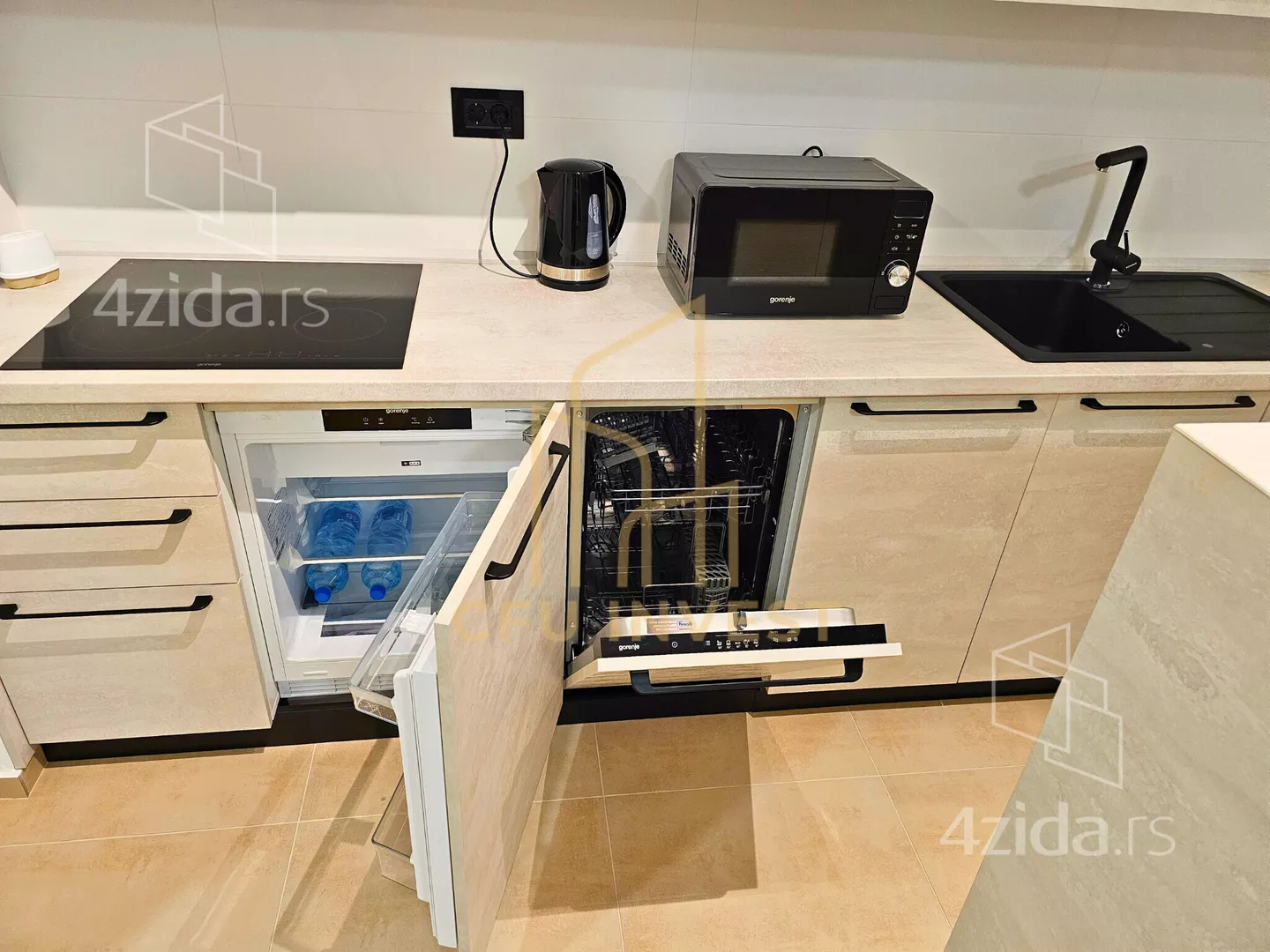 Četvorosoban stan | 4zida