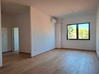 Kanjiški Put 2 | 4zida.rs