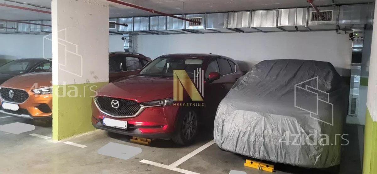 Garaža/Parking | 4zida