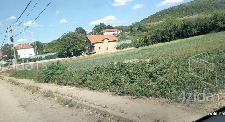 Plac | 4zida