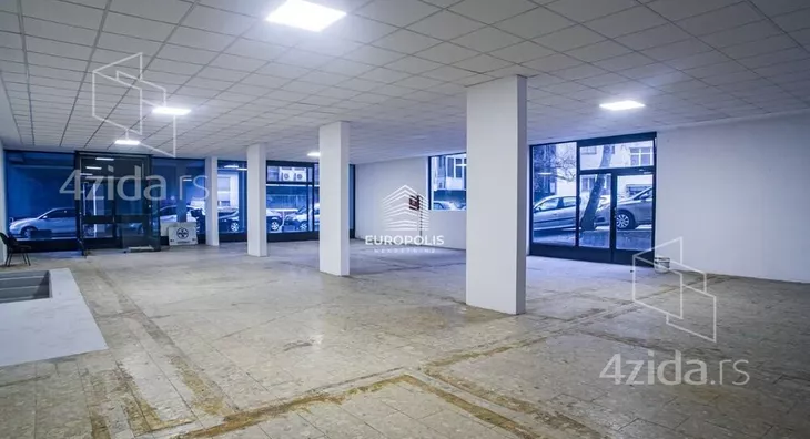 Poslovni prostor | 4zida