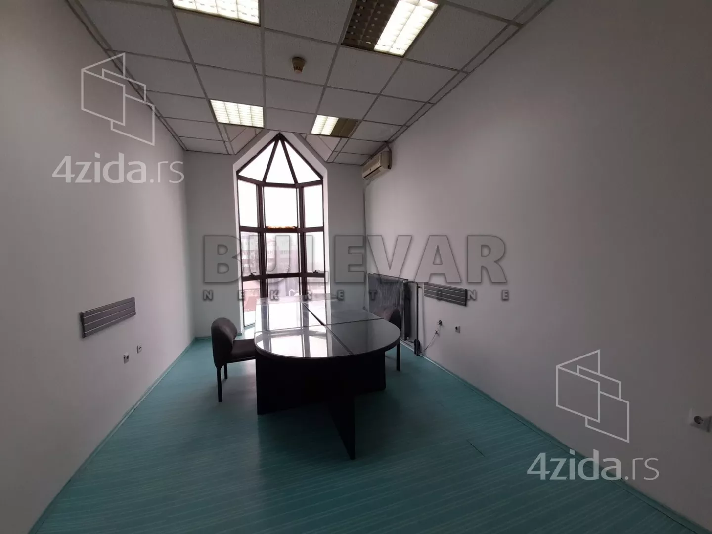 Lokal | 4zida
