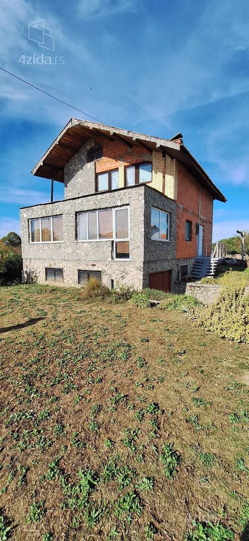 3-etažna kuća | 4zida