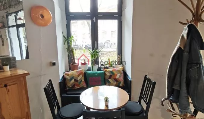 Ugostiteljski objekat | 4zida