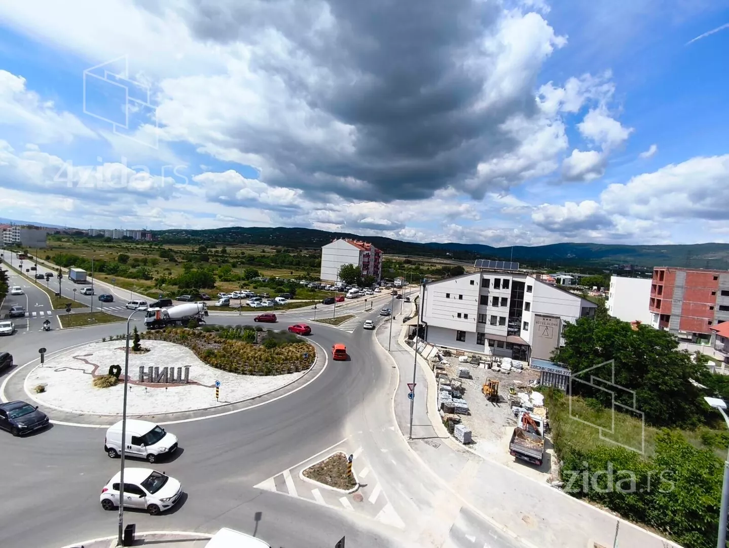 Dvoiposoban stan | 4zida