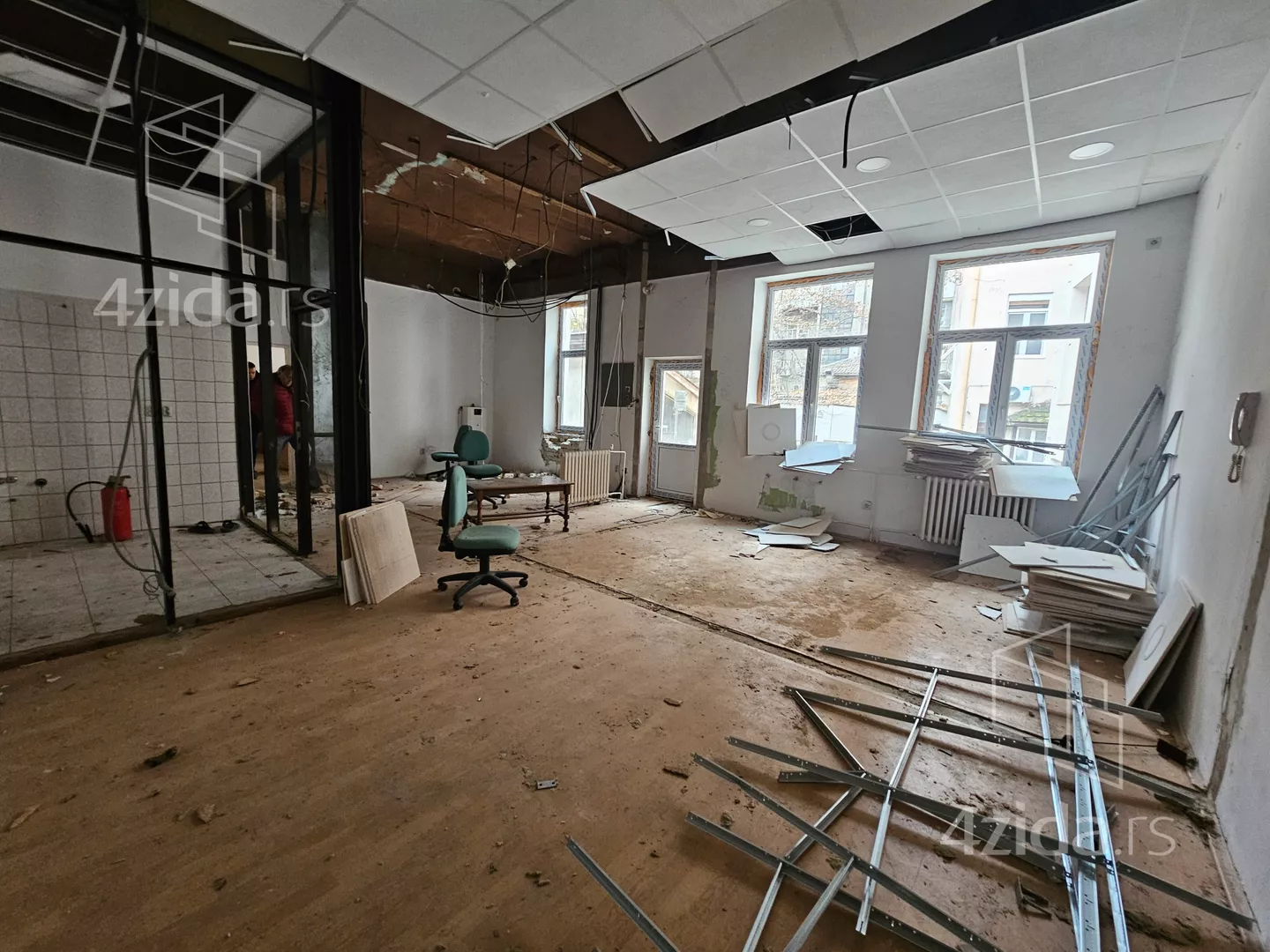 Poslovni prostor | 4zida