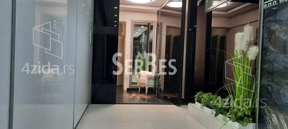 Petosoban stan | 4zida