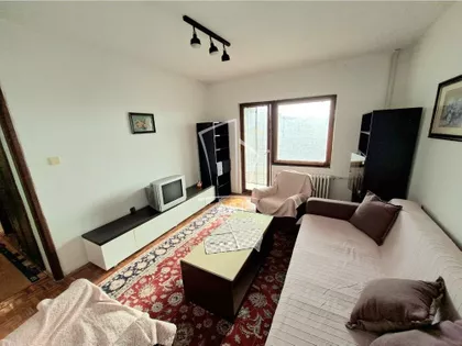 Ustanička | 4zida.rs