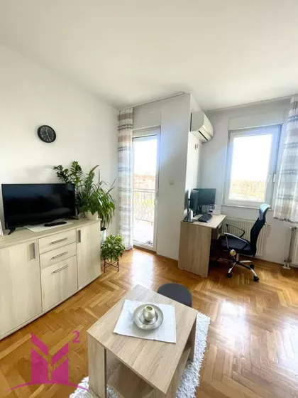 Železnička stanica | 4zida.rs