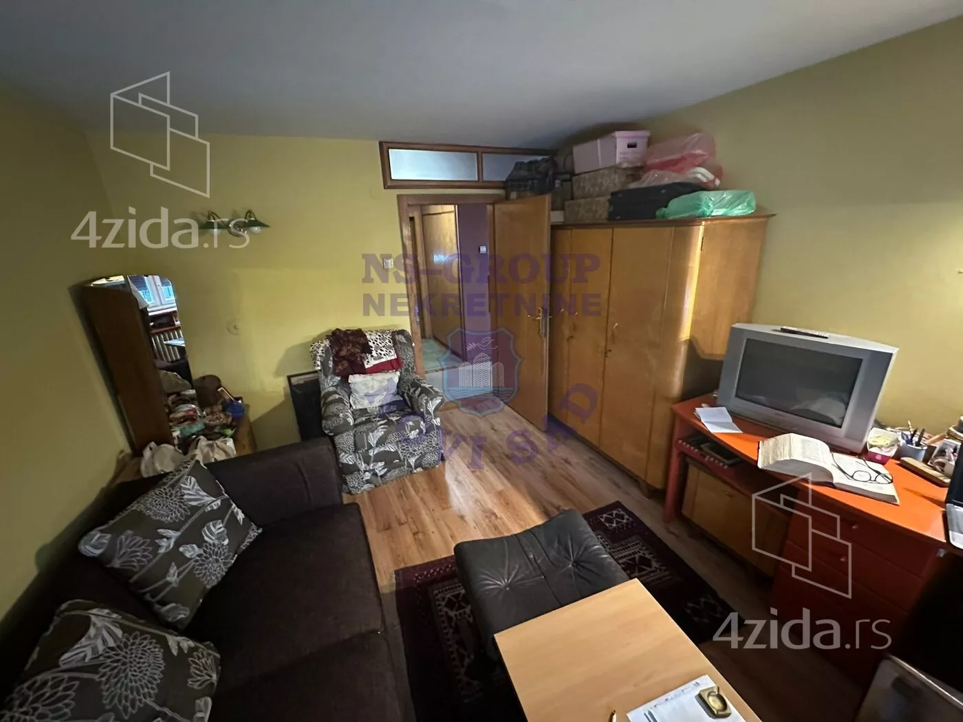 Petosoban stan | 4zida