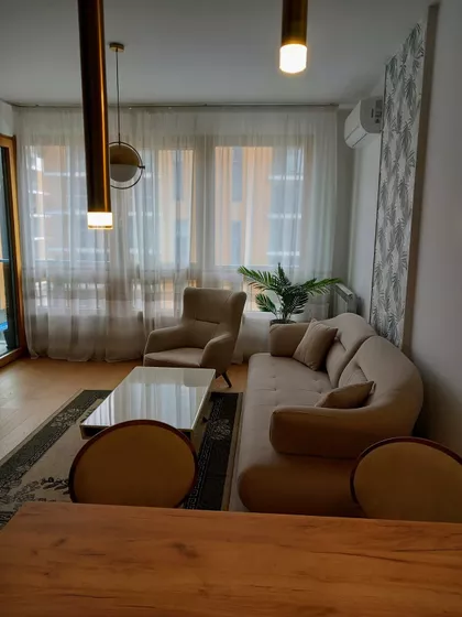 Tadije Sondermajera | 4zida.rs