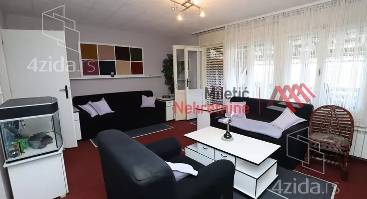 3-etažna kuća | 4zida