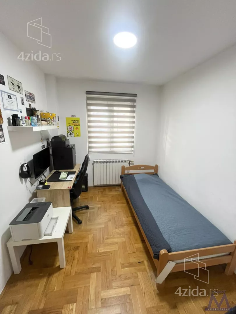 Troiposoban stan | 4zida