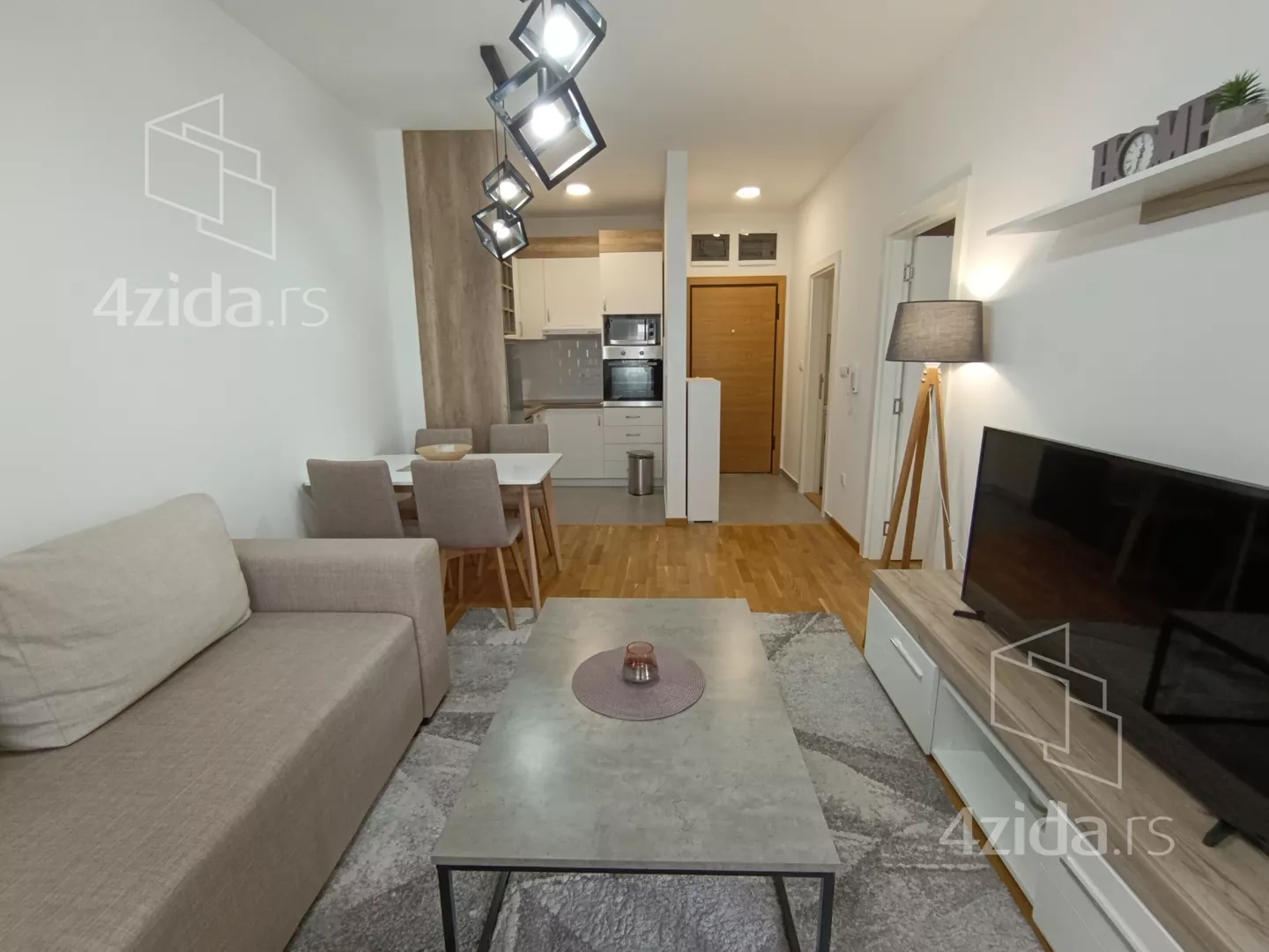 Jednoiposoban stan | 4zida