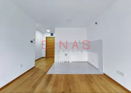 Spens | 4zida.rs