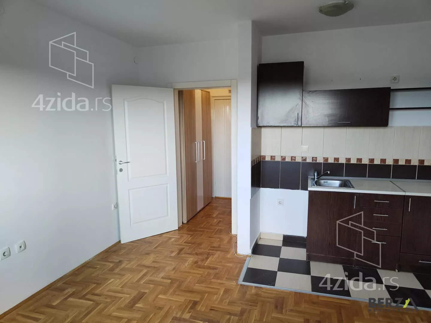 Garsonjera | 4zida
