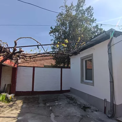 Raška 23 | 4zida.rs