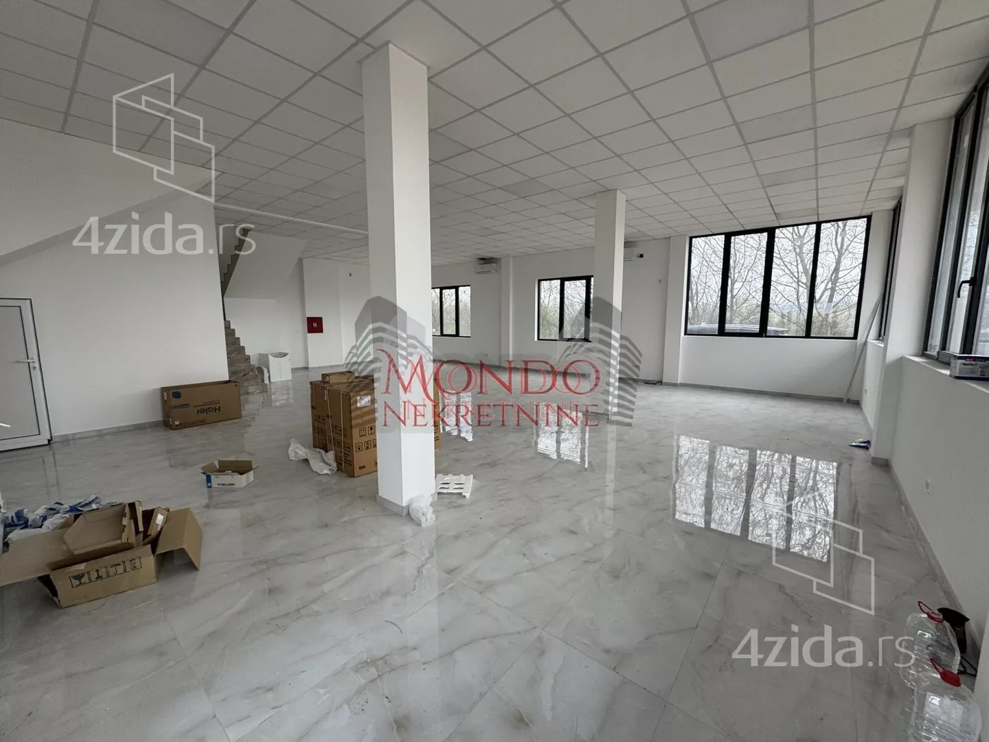 Poslovni prostor | 4zida