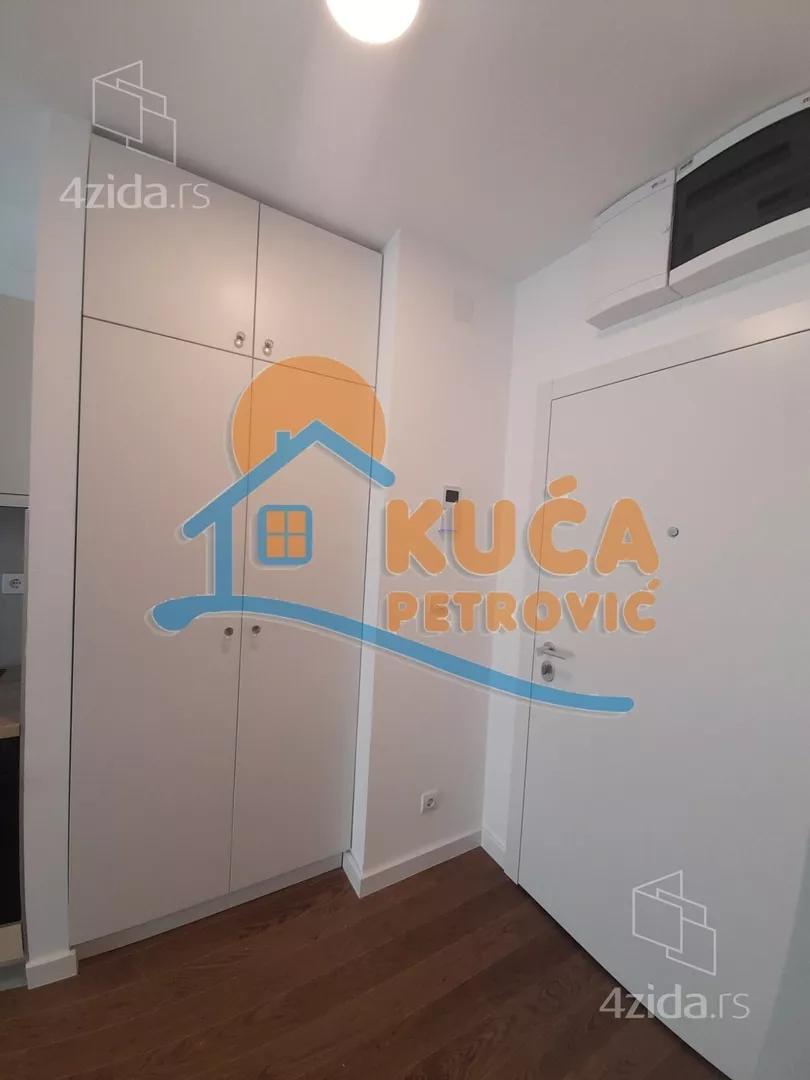 Garsonjera | 4zida