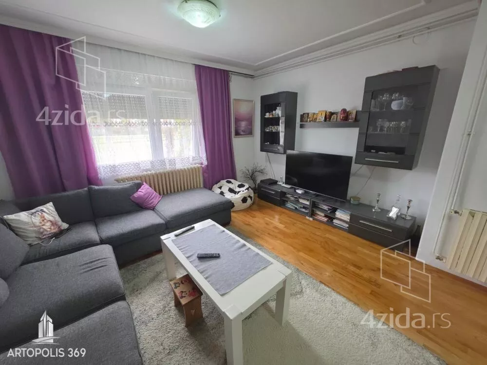 Kuća | 4zida