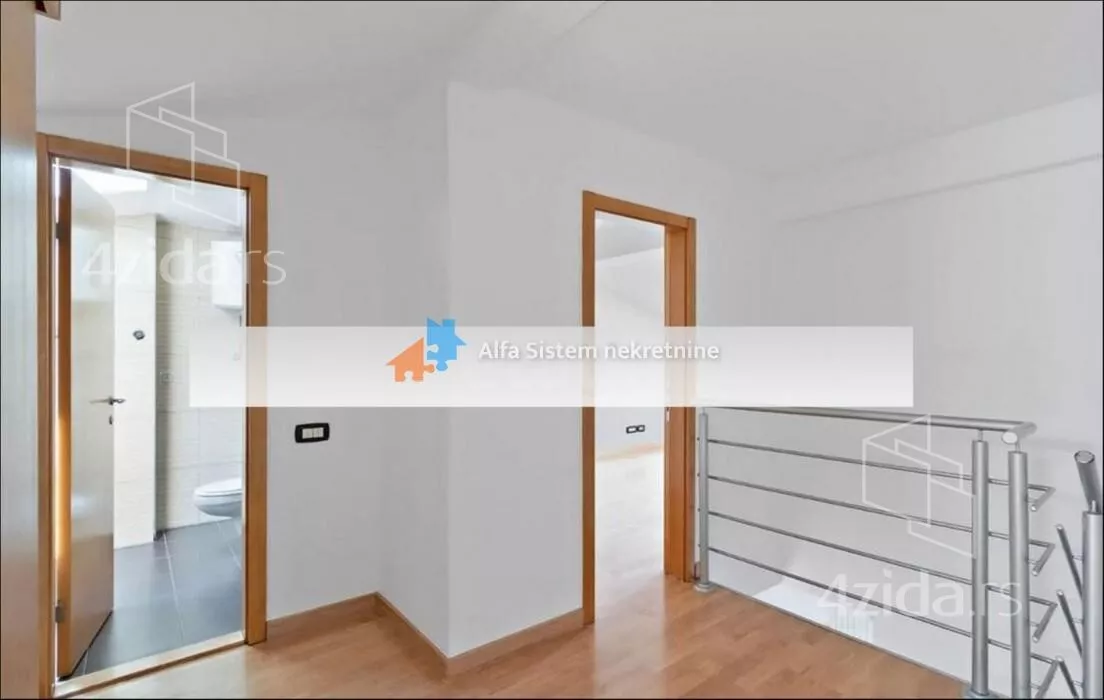 Petosoban stan | 4zida