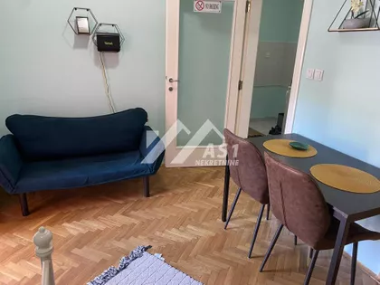 Vase Pelagića | 4zida.rs