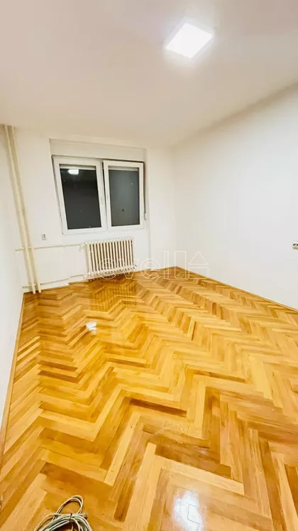 Železnička stanica | 4zida.rs