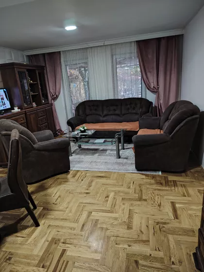 Tuzlanska | 4zida.rs