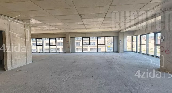Poslovni prostor | 4zida