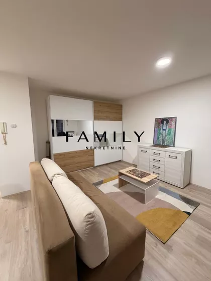 Rotkvarija | 4zida.rs