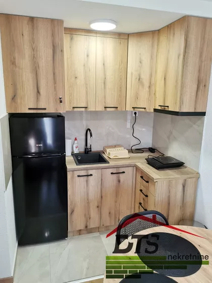 Podina | 4zida.rs