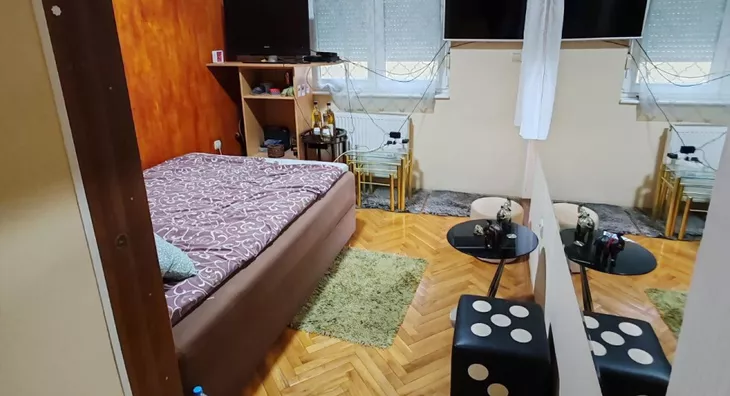 Troiposoban stan | 4zida