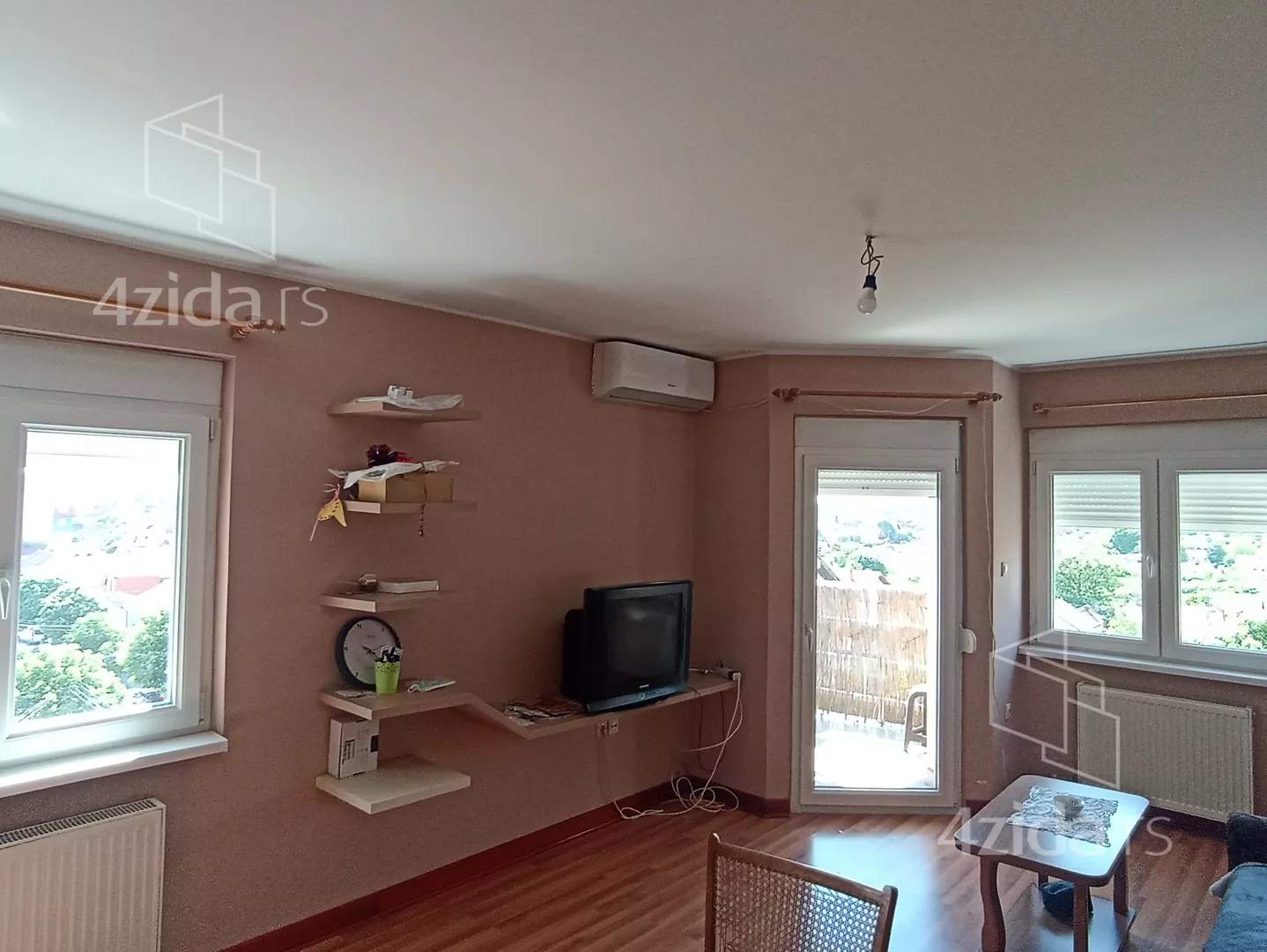 Dvoiposoban stan | 4zida