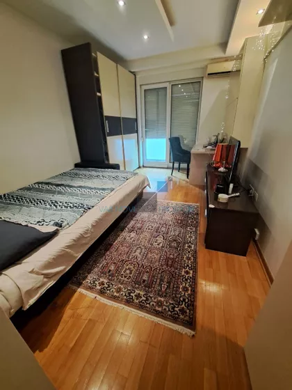 Miloša Zečevića | 4zida.rs