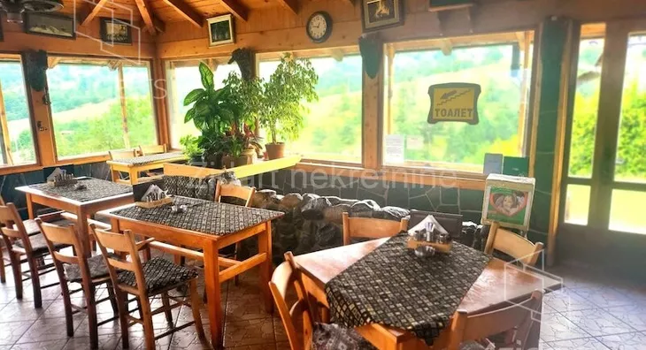 Ugostiteljski objekat | 4zida