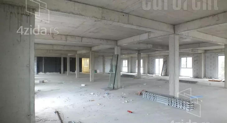 Poslovni prostor | 4zida