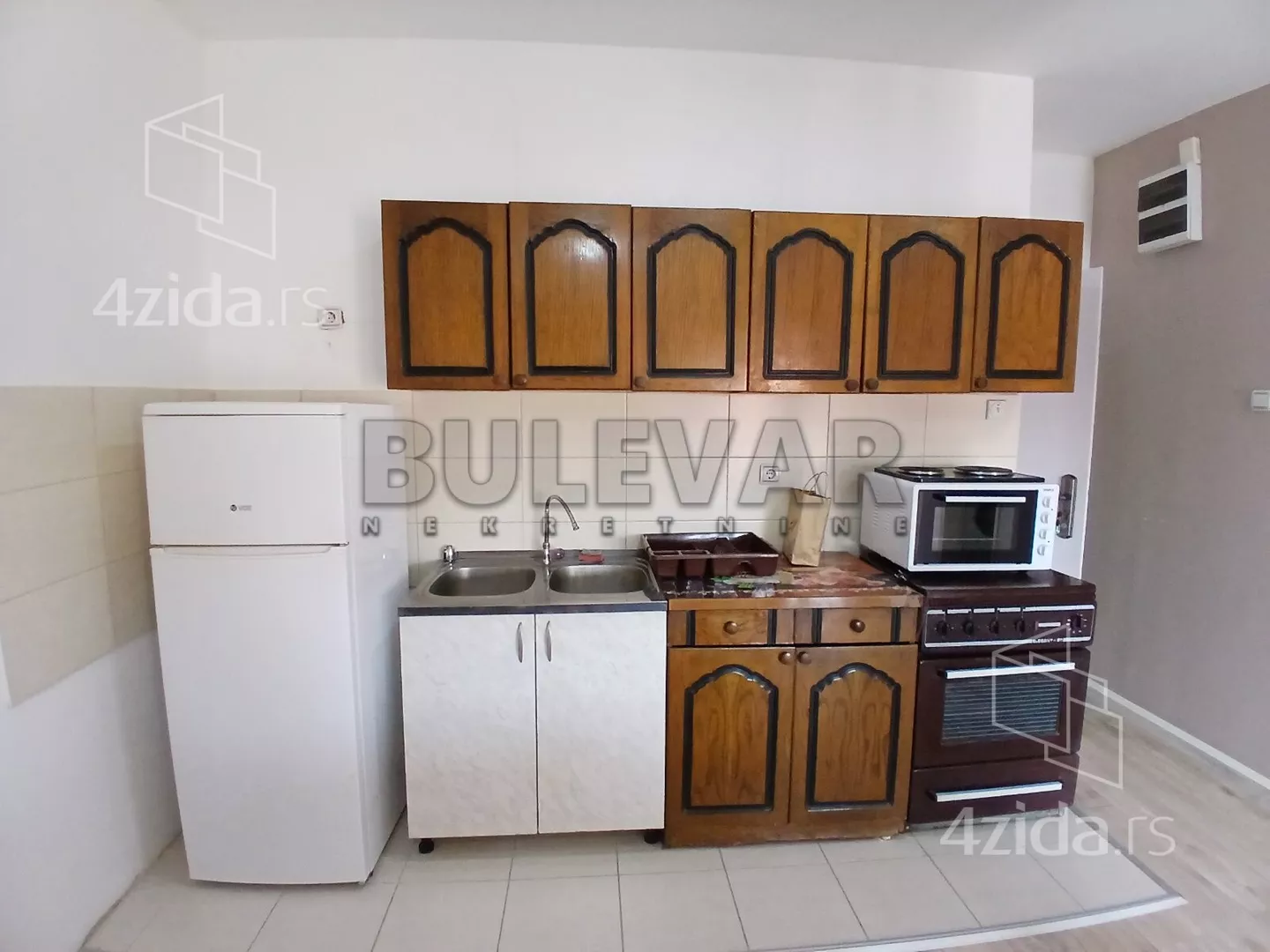 Garsonjera | 4zida
