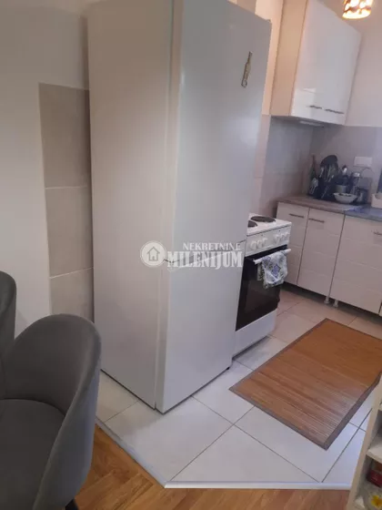 Univerzijade | 4zida.rs