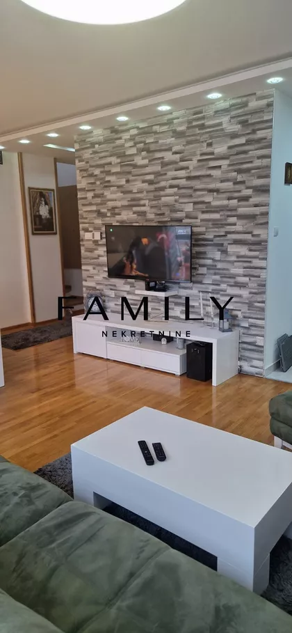 Socijalno | 4zida.rs