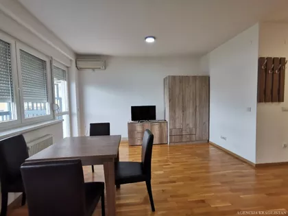 Denino Brdo | 4zida.rs