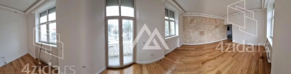 Četvoroiposoban stan | 4zida