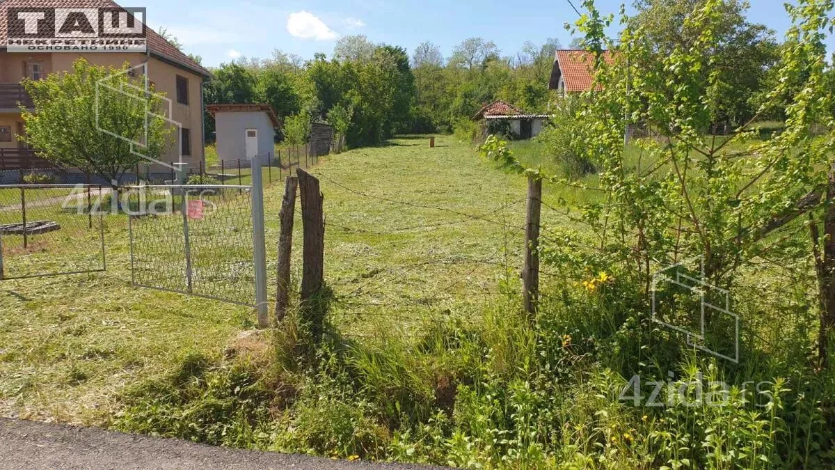 Plac | 4zida