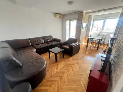 Pariske Komune | 4zida.rs