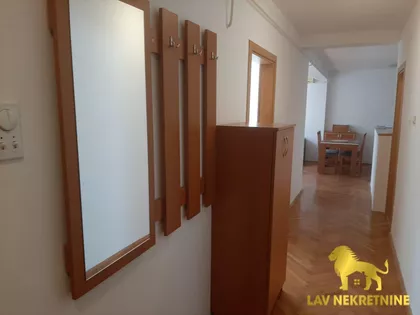 VOJVODE ŠUPLJIKCA | 4zida.rs