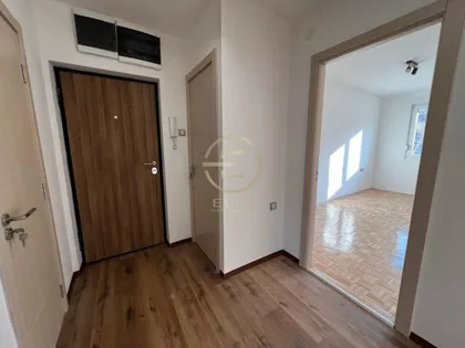 Banatić | 4zida.rs