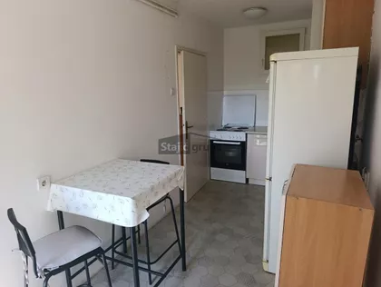 Petra Lekovića | 4zida.rs